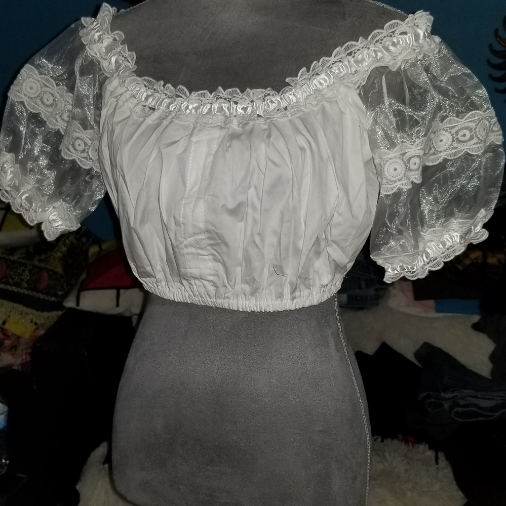 Crop top